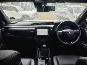 Toyota Hilux 2.8GD-6 double cab 4x4 Legend RS manual - Image 6
