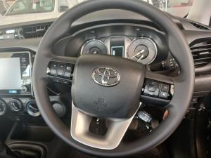 Toyota Hilux 2.4 GD-6 RB RaiderE/CAB - Image 8