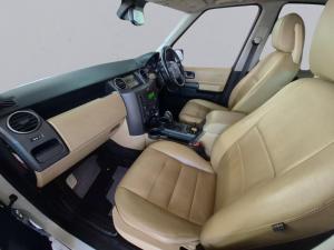 Land Rover Discovery 3 V8 SE automatic - Image 3