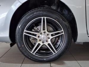 Toyota Yaris 1.5 Xi - Image 11