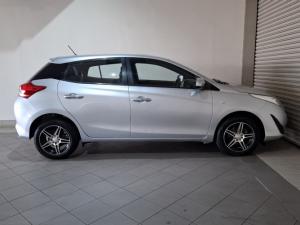 Toyota Yaris 1.5 Xi - Image 3