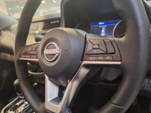 Nissan Navara 2.5DDTi double cab LE 4x4 - Image 10