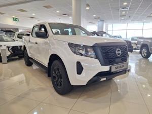 Nissan Navara 2.5DDTi double cab SE Plus auto - Image 1