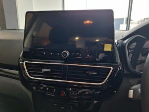 Mahindra XUV 3XO 1.2T MX3 manual - Image 9