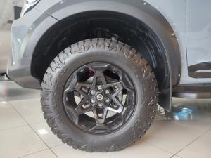Nissan Navara 2.5DDTi double cab Pro-4X 4x4 Warrior - Image 11
