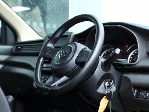 Suzuki Ertiga 1.5 GA - Image 8