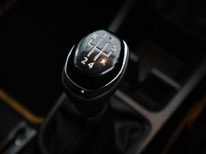 Renault Kwid 1.0 Zen - Image 15