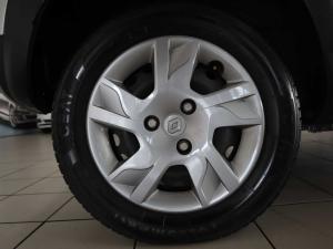 Renault Kwid 1.0 Zen - Image 17