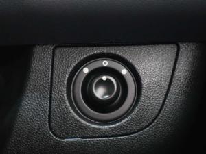Renault Kwid 1.0 Zen - Image 24