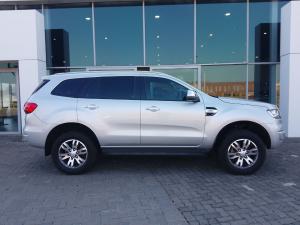 Ford Everest 3.2TDCi XLT - Image 3