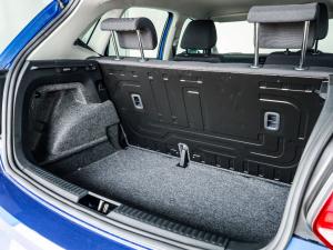 Volkswagen Polo Vivo hatch 1.4 Comfortline - Image 17
