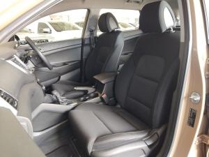 Hyundai Tucson 2.0 Premium auto - Image 9