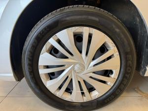 Volkswagen Polo 1.6 - Image 11