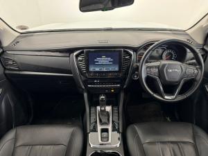 Isuzu MU-X 3.0D HR LSE automatic - Image 6