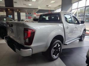 Nissan Navara 2.5DDTi double cab LE - Image 6