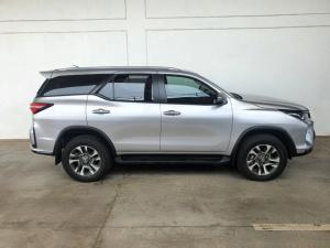 Toyota Fortuner 2.4GD-6 4x4 - Image 3