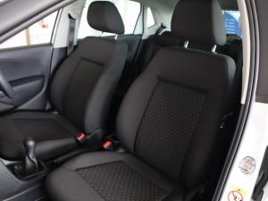Volkswagen Polo Vivo hatch 1.4 - Image 15