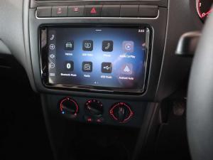 Volkswagen Polo Vivo hatch 1.4 - Image 9