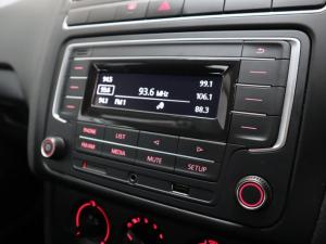 Volkswagen Polo Vivo hatch 1.4 Comfortline - Image 11