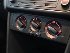 Volkswagen Polo Vivo hatch 1.4 Comfortline - Image 14