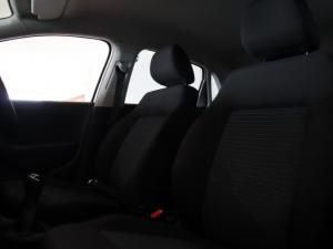 Volkswagen Polo Vivo hatch 1.4 Comfortline - Image 23