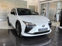 Thumbnail Lexus RZ 450e SE