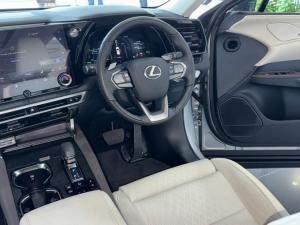 Lexus RX 450h+ - Image 12