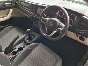 Volkswagen Polo sedan 1.6 manual - Image 8