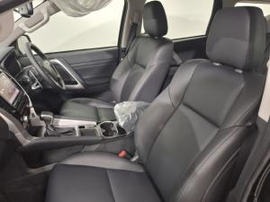 Mitsubishi Pajero Sport 2.4DI-D - Image 9