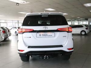 Toyota Fortuner 2.4GD-6 4x4 - Image 4