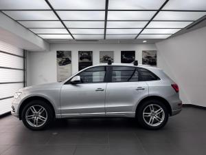 Audi Q5 2.0TDI S quattro auto - Image 4