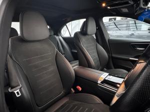 Mercedes-Benz C-Class C220d Avantgarde - Image 8