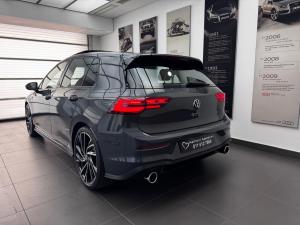 Volkswagen Golf GTI - Image 5