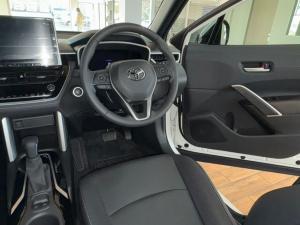 Toyota Corolla Cross 1.8 HEV XS - Image 14