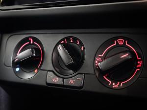 Volkswagen Polo Vivo hatch 1.4 - Image 26