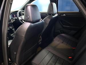 Volkswagen T-Roc 2.0TSI 4Motion R-Line - Image 14