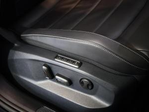 Volkswagen T-Roc 2.0TSI 4Motion R-Line - Image 16