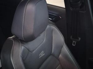 Volkswagen T-Roc 2.0TSI 4Motion R-Line - Image 17