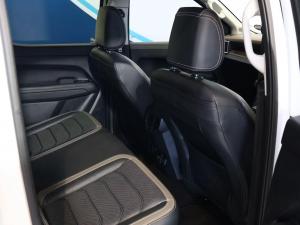 Volkswagen Amarok 3.0TDI V6 double cab Style 4Motion - Image 12