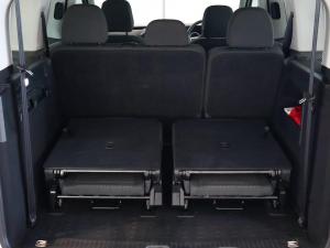 Volkswagen Caddy Kombi 1.6 - Image 12