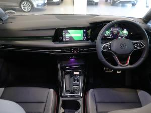 Volkswagen Golf GTI - Image 11