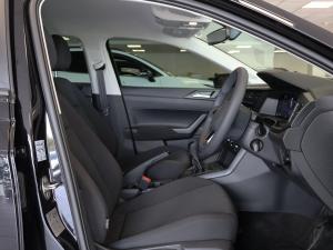 Volkswagen Polo hatch 1.0TSI - Image 12