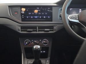 Volkswagen Polo hatch 1.0TSI - Image 15