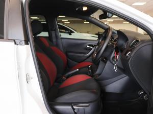 Volkswagen Polo Vivo hatch 1.0TSI GT - Image 10
