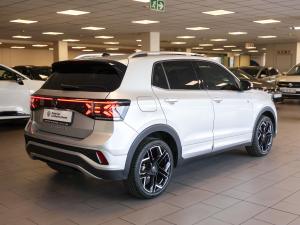 Volkswagen T-Cross 1.0TSI R-Line - Image 9