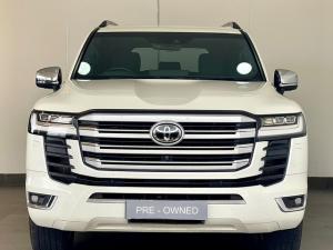 Toyota Land Cruiser 300 3.3D GR-Sport - Image 2