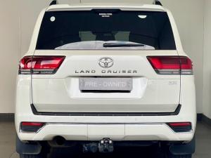 Toyota Land Cruiser 300 3.3D GR-Sport - Image 4
