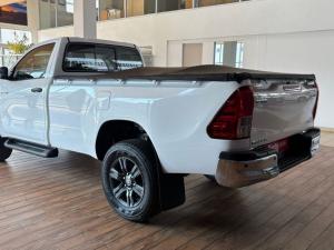 Toyota Hilux 2.4GD-6 single cab Raider manual - Image 5
