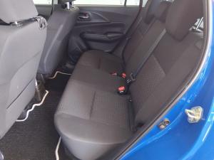 Suzuki Swift 1.2 GL - Image 10
