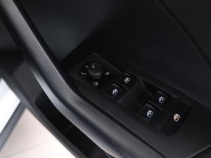 Volkswagen T-Cross 1.0TSI 70kW Comfortline - Image 20